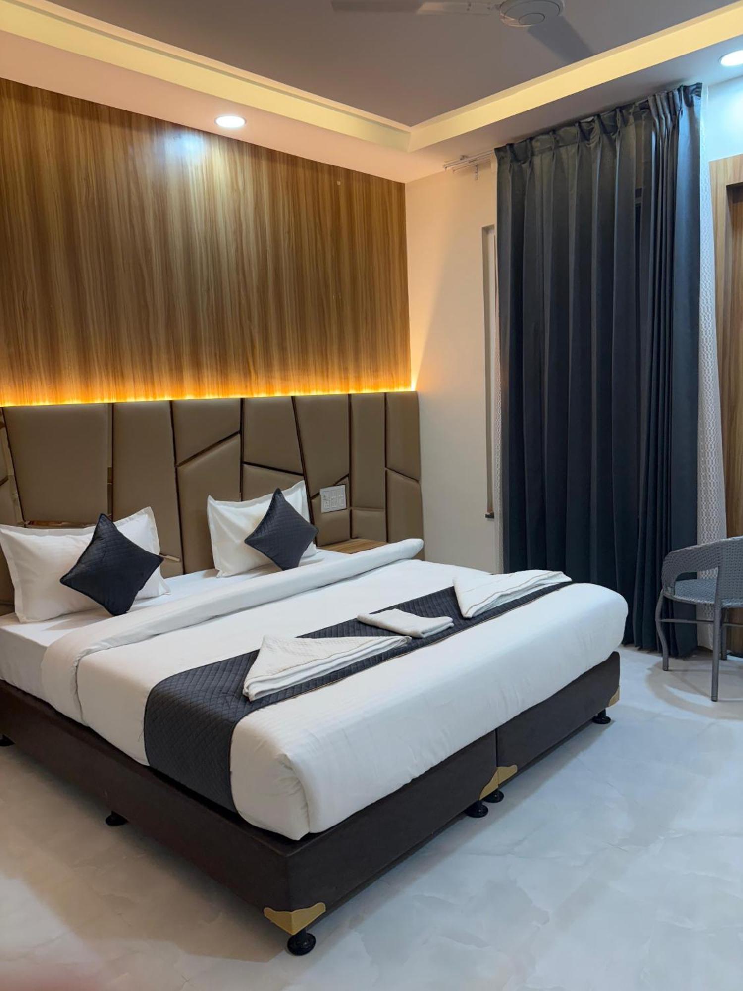 The Janki Hotel Ayodhya Екстер'єр фото