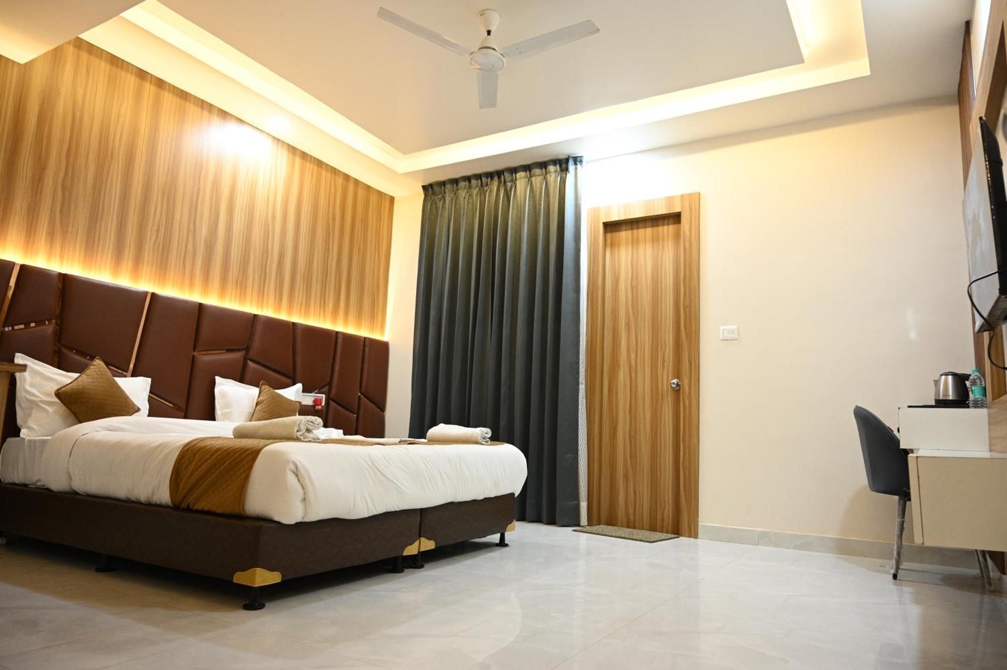 The Janki Hotel Ayodhya Екстер'єр фото